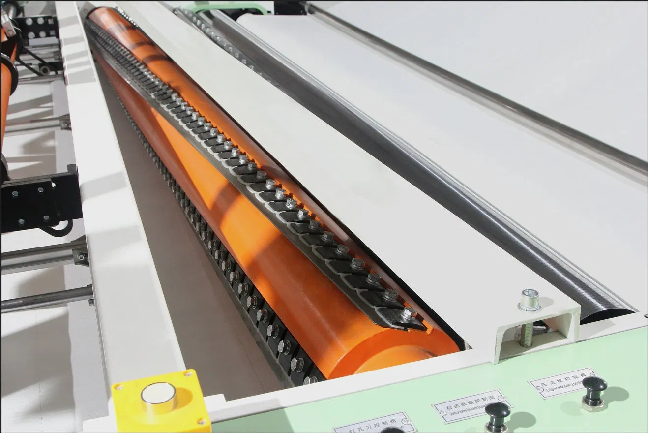 خط توليد اتوماتيك توالت رول / دستمال آشپزخانه Jrt Maxi Rewinding Machinery 2