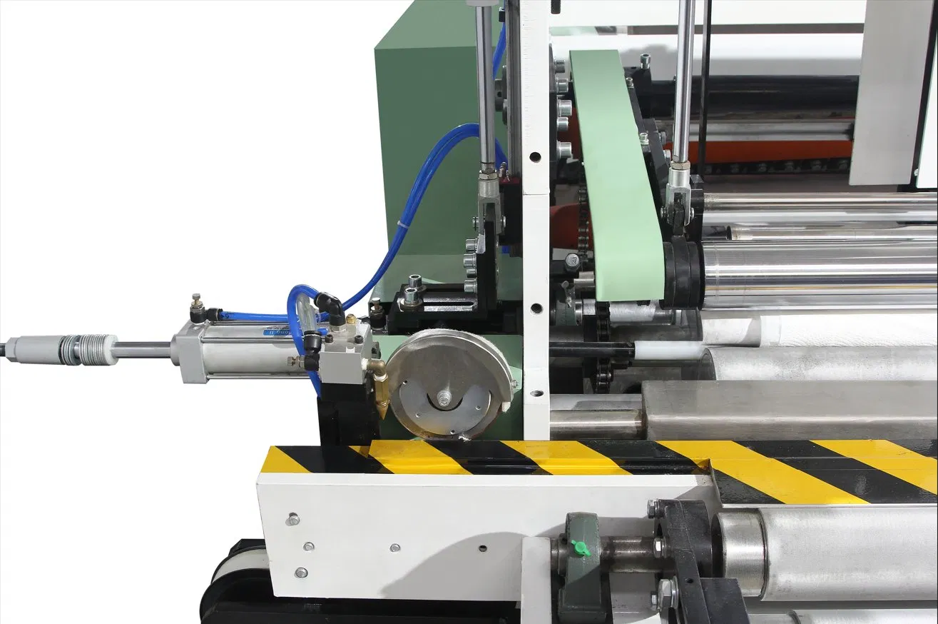 خط توليد اتوماتيك توالت رول / دستمال آشپزخانه Jrt Maxi Rewinding Machinery 3
