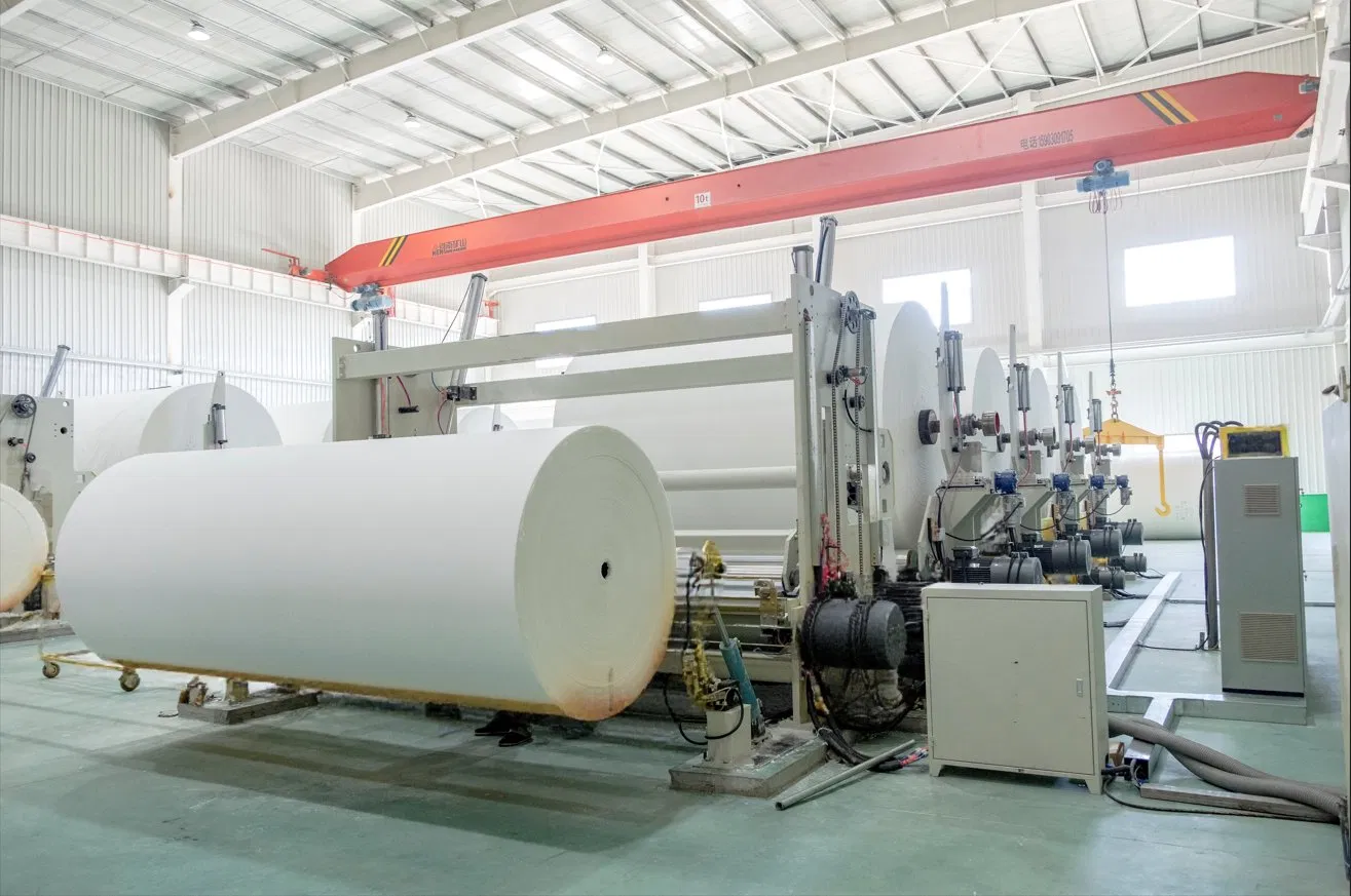 1800mm ماشین برش جامبو رول با کارایی خوب 2